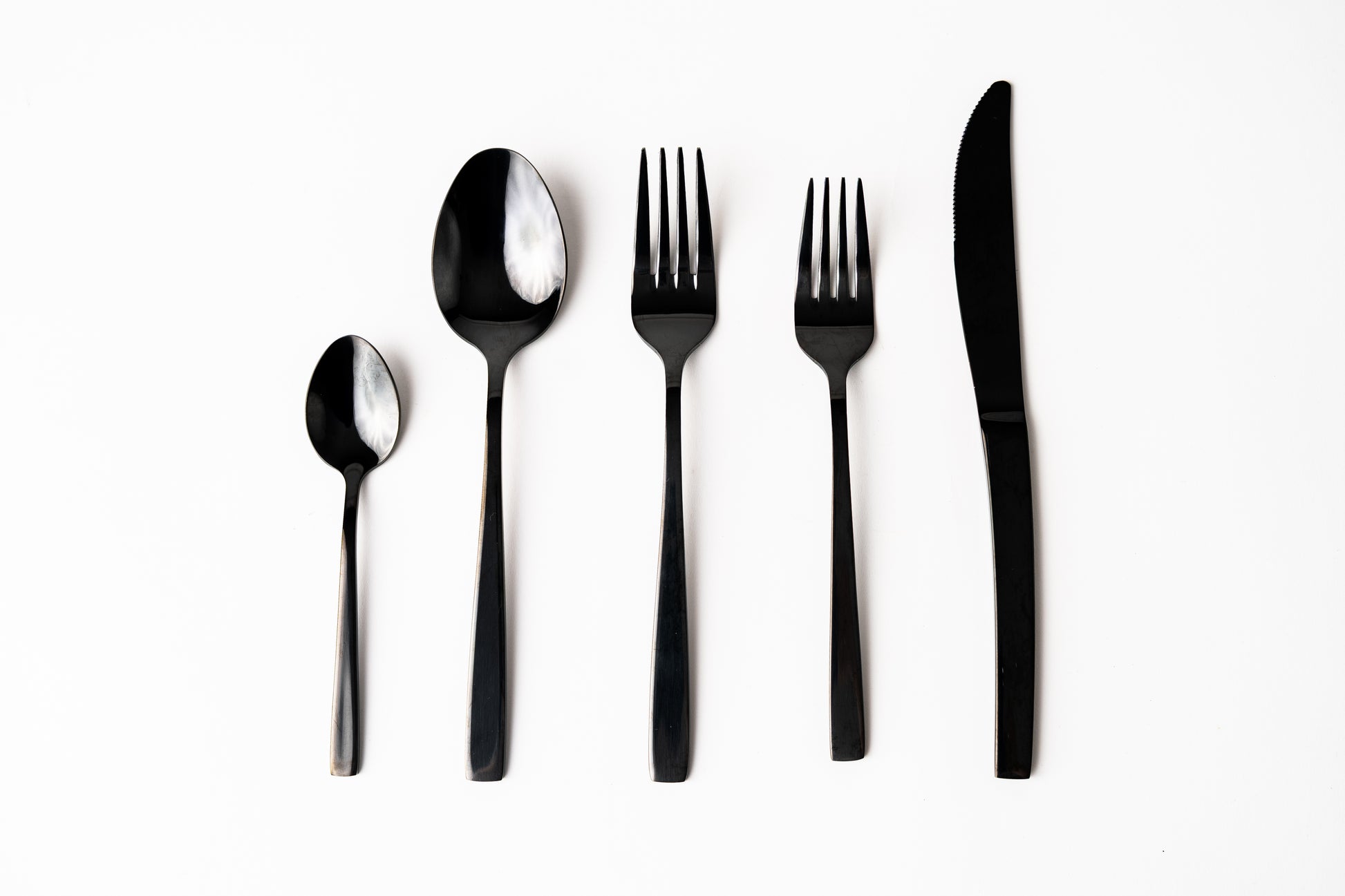 Cuberteria Black